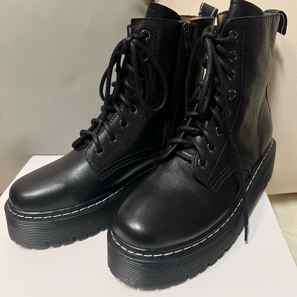 NWB Jo Mercer Real Black Leather upgraded Dr. Martens Women's Boots 38 7